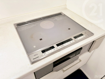  ���L�b�`����������ꃉ�N���N��IH�R�����B