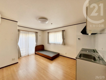  ���[��9.5�����x�b�h��u���Ă��L�X�X�y�[�X�B