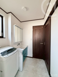  �����ʏ��i�[��9.5�����j�����J���Ă������ʏ��Ȃ̂ŁA�Ǝ��������������������܂��B