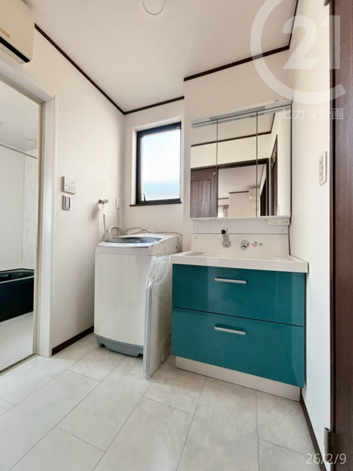  �����ʏ��i�[��9.5�����j�����[�����̐��ʏ��B�N���Ă����s�����ł��ď������X���[�Y�ł��B