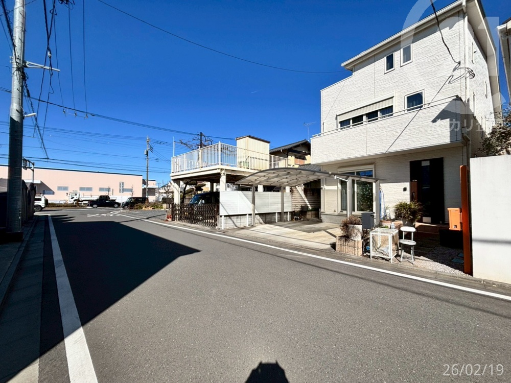  ���O�ʓ��H�F�쑤6m��6m�̂�Ƃ肠�铹�H���B�Ԃ̏o��������X���[�Y�ł��B