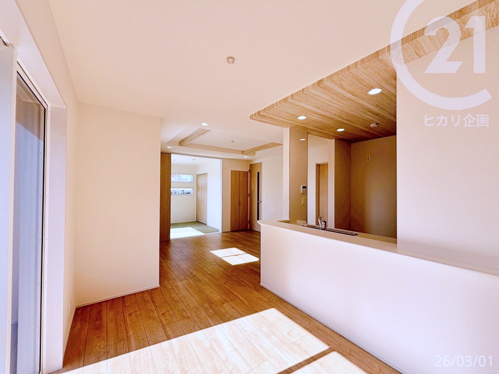  ��LDK16�����L�b�`���̓V��f�U�C������Ԃ��d�؂胁���n�������o�B