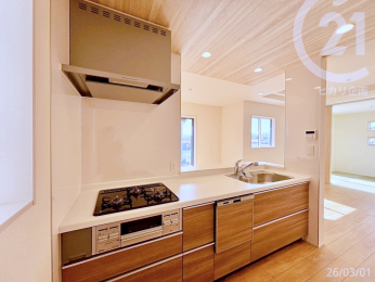  ���L�b�`����������������V�X�e���L�b�`���B