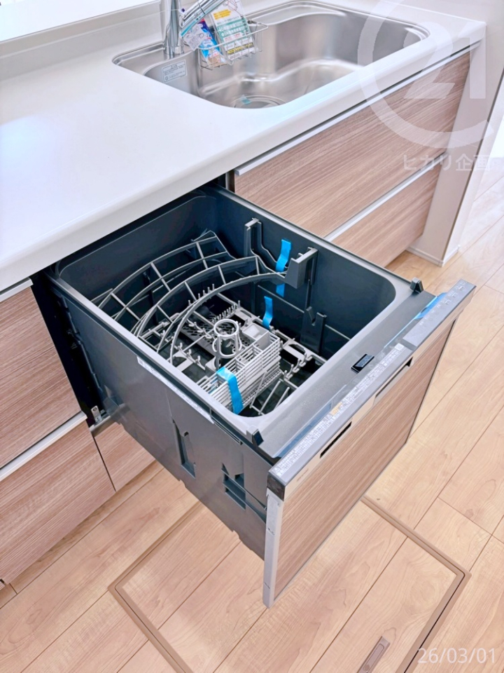  ���L�b�`�����Ǝ����Z�ɂȂ�H��@�t���B�����ɂ�Ƃ肪���܂�܂��B