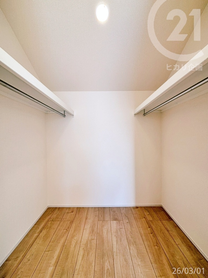  ���Q��10.25���FWIC���ߗނ���G�ߕ��܂ŕЕt����e��WIC�B