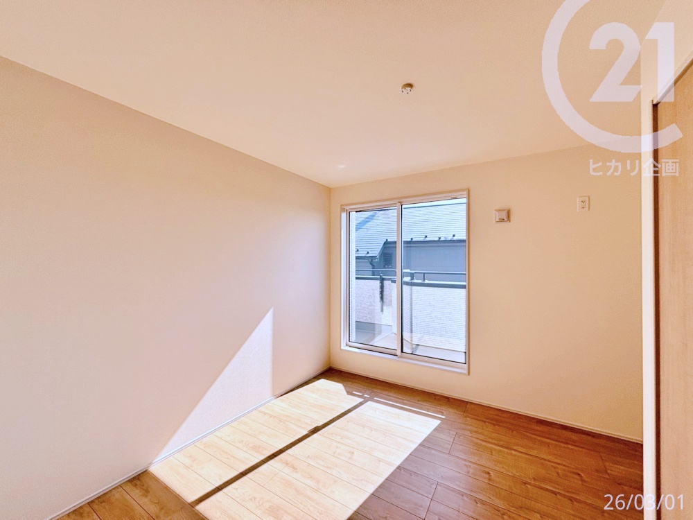  ���m��6����2F������3���Ƃ�������ŁA�o���R�j�[�ɏo��܂��B