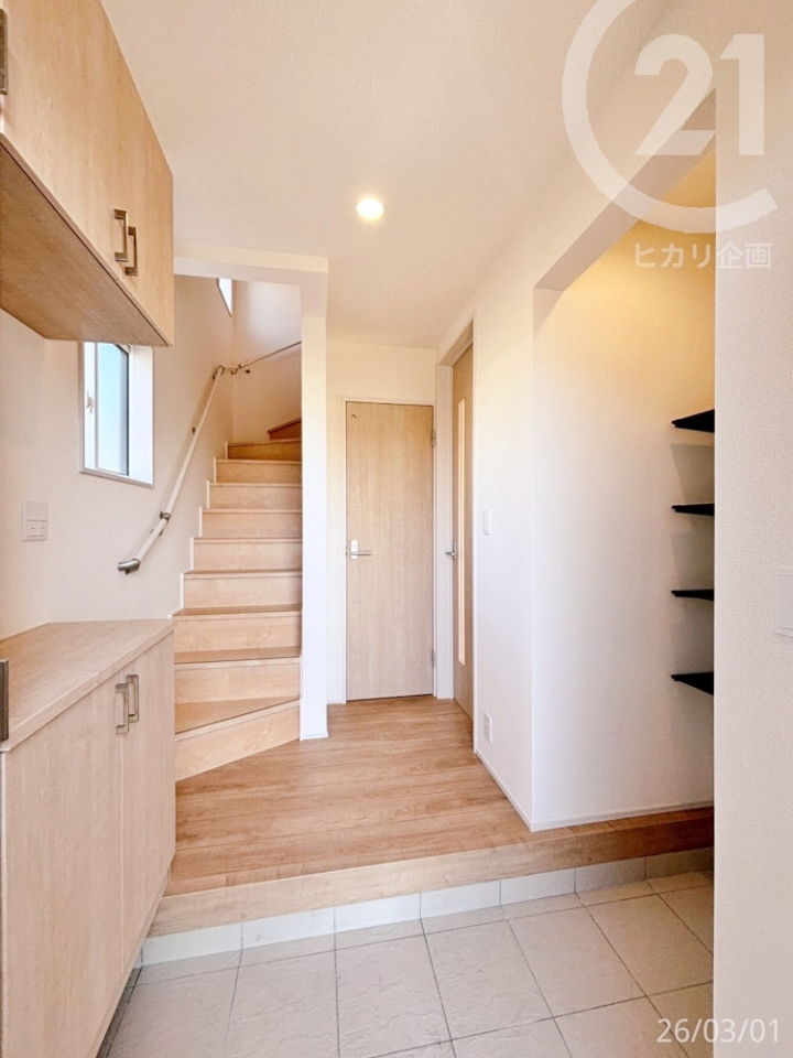  �����փz�[�����V���[�Y�{�b�N�X�Ɠy�Ԏ��[�����B