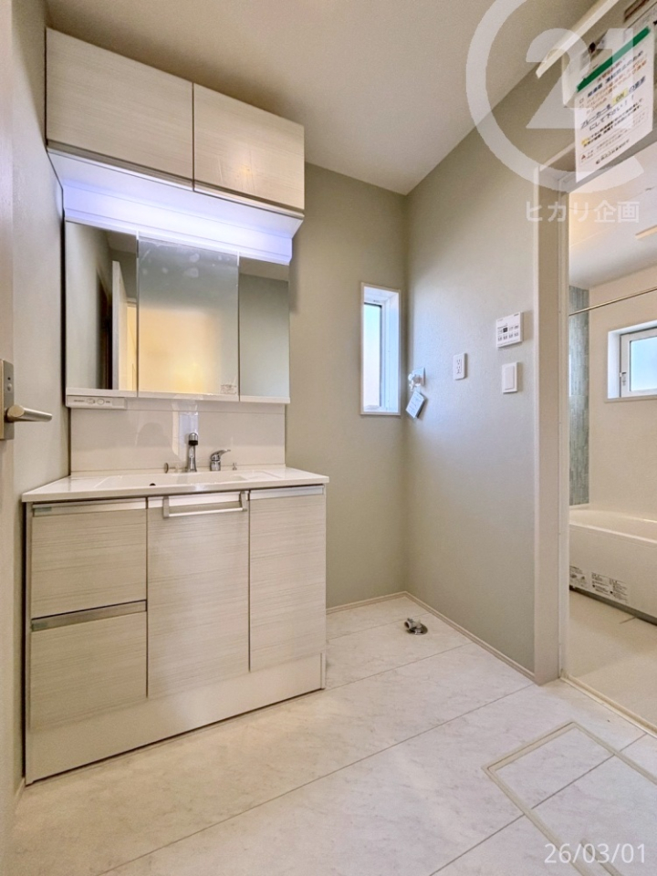  �����ʏ����V�����[�h���b�T�[�����B���̏���������܂��B