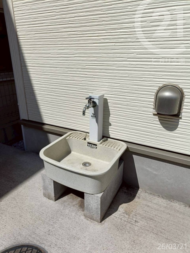  �O����������A��Ԃ␅�V�т��C�y�ɂ��₷���ł��B