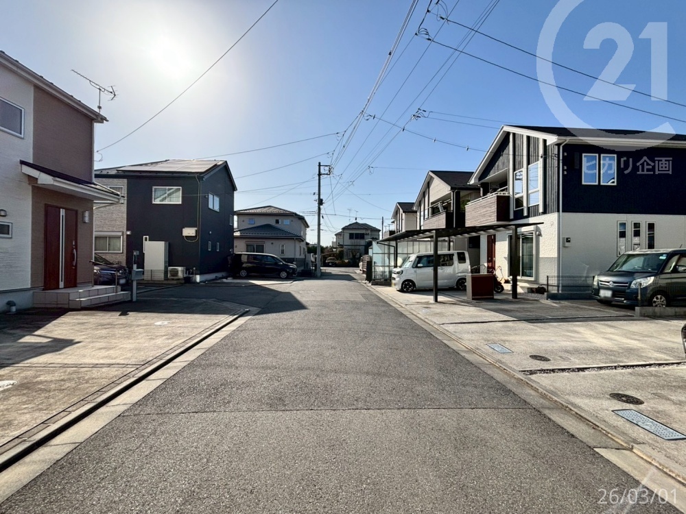  �k��������5���E����