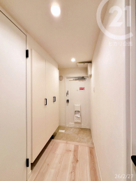  �����ց�