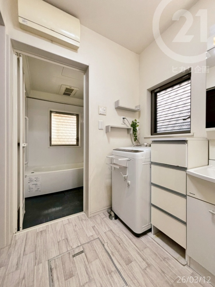  ���ʎ����ɂ͏���������A���C�����₷���A�J�r�\�h�ɂȂ�܂��B