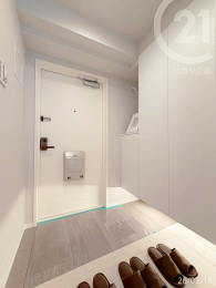  �t���b�g�Ȍ��ւŏo������X���[�Y�I