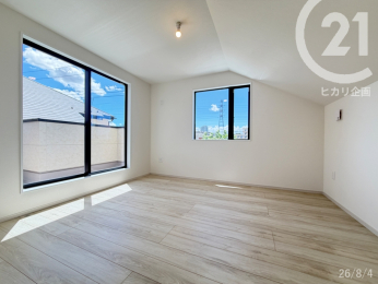  �m��8.5���̓o���R�j�[�ʂ������邢����