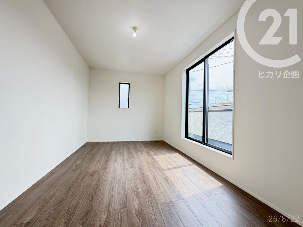  �m��7.5���b��o���R�j�[�ɖʂ������邢����