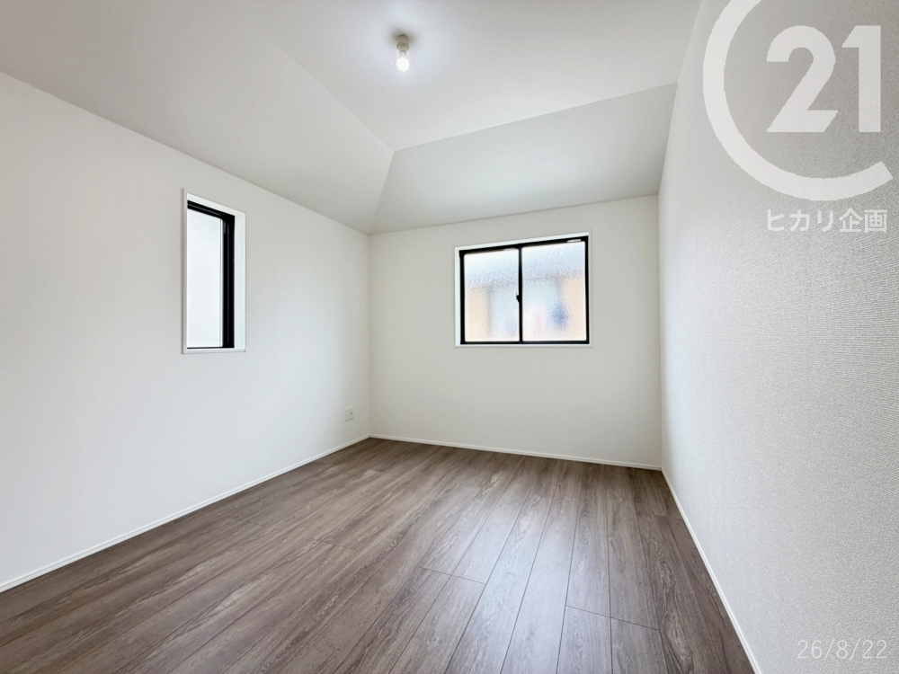  �m��5.75���b�k���p�̗��������̂��鋏���ł��B