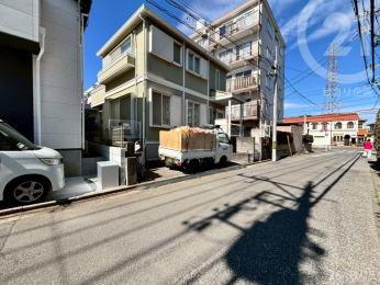  �k��������5���E����