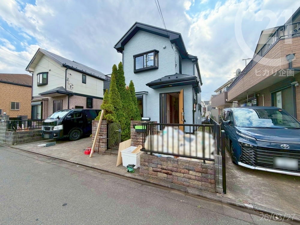  ���։��Ɏ��]�ԂȂǁA����u����X�y�[�X���聝