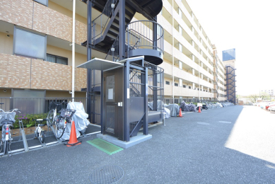  ���K�i������܂��B