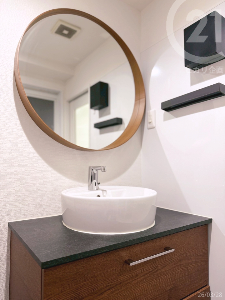  �����ʁ�