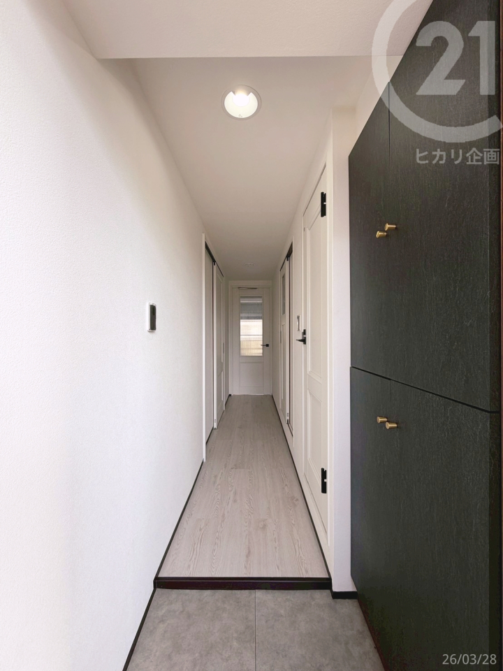  �����ց�