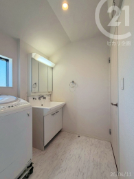  2�K���ʒE�ߎ�