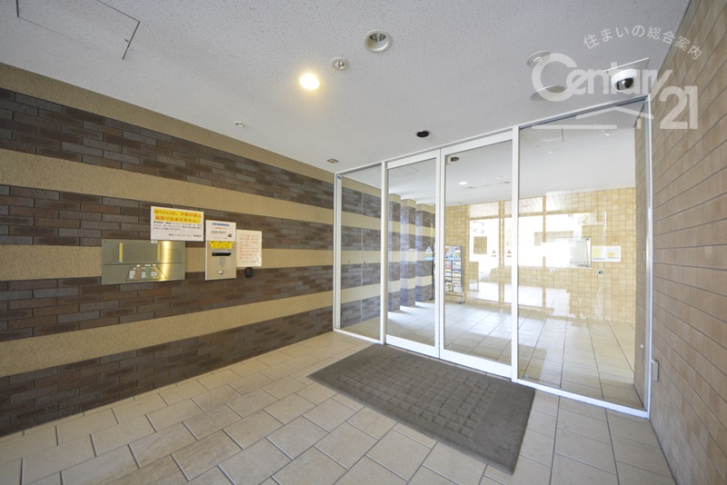  �G���g�����X�@�I�[�g���b�N