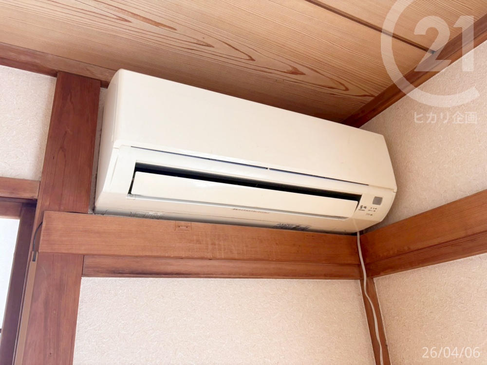  ��2�K�a�����G�A�R���ݒu�ς�