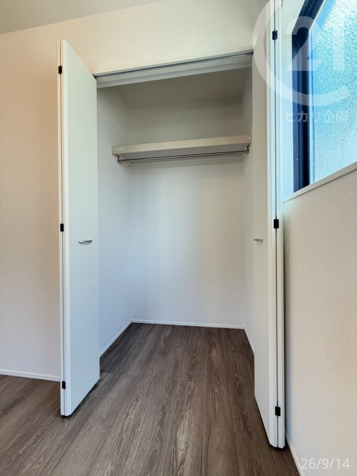  ��2�������m��5.25���̃N���[�[�b�g