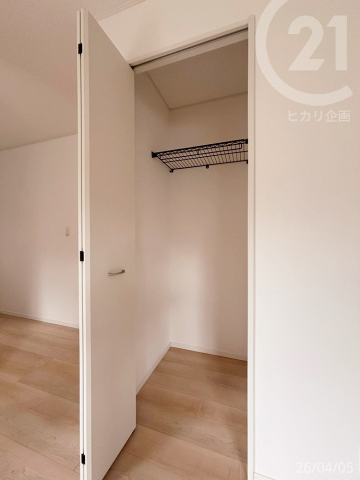  ��LDK�����r���O�ɕ֗��Ȏ��[�t���ŁA���p�i����������Еt���܂��B