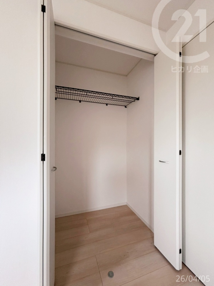  ���m��4.7�����K�v�ȏꏊ�ɂ���������������[�X�y�[�X�B