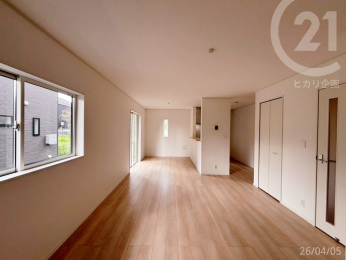  ��LDK����18.5���̍L�XLDK�ŁA��Ƃ肠���炵�������B