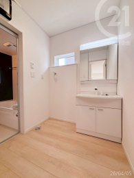  �����ʁ����̐g�x�x���X���[�Y�ɍs������ʉ��ϑ�B