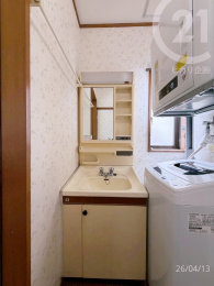  �����ʏ����Ɨ����ʑ�B���[�t���œ��p�i���Еt���܂��B