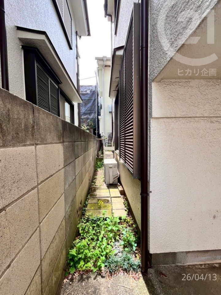  �����������X�y�[�X