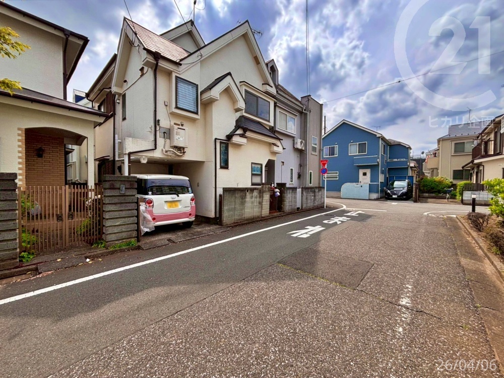  �O�ʓ��H�͕�����6������A���Ԃ��X���[�Y�ɂ��₷���ł��B