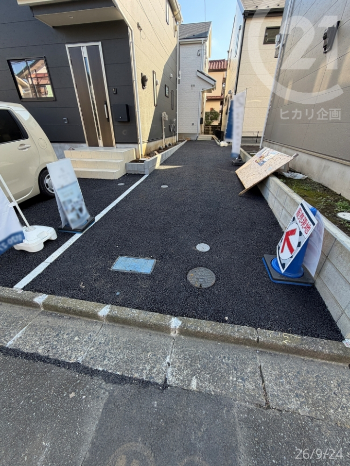  �J�[�X�y�[�X2�䕪
