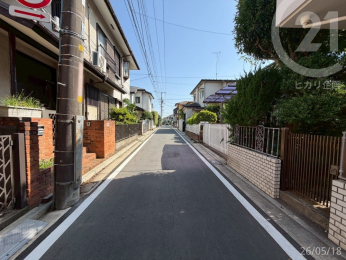  ��������4���E����