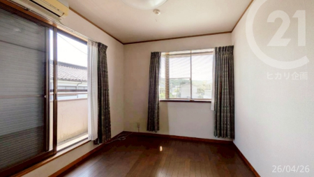  ��2�K�m���E6�����쐼���E2�ʍ̌��Ŗ��邢��Ԃł��B