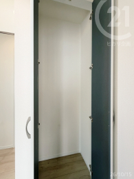  ���ցE���[