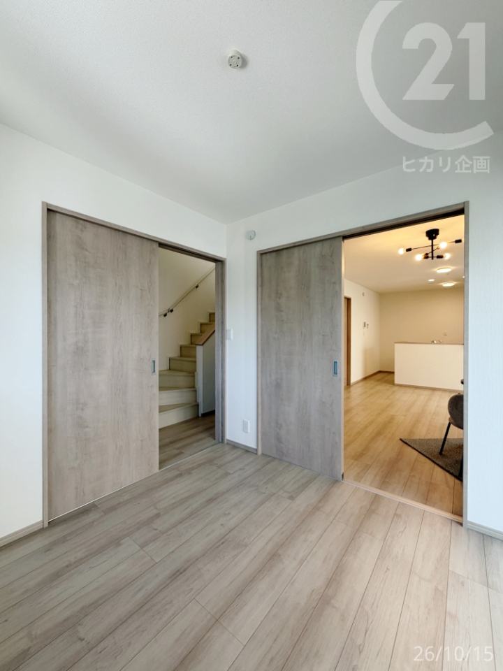  1F�m����4.5��