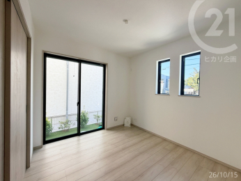  1F�m����4.5��
