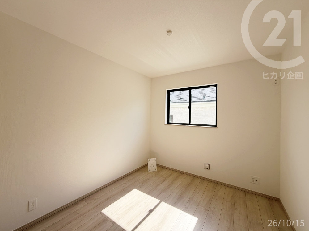  �m��5.25��