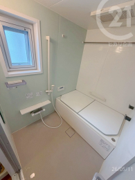  ���o�X���[���F2022�N12�����������������C�����g�[�@�t���B�􂢏�ɂ�Ƃ肪����A�����Ȃ��q���܂Ƃ̓��������₷����Ԃł��B