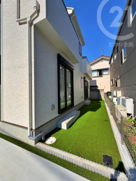 ��B���������r���O����ڂ��͂�����B���q���܂̊O�V�т������Ȃ�����S���ĉ߂����܂��B