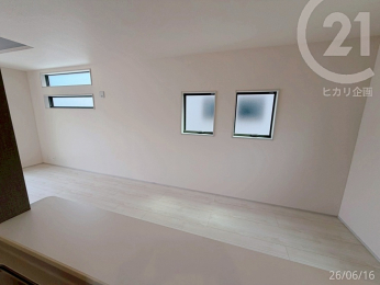  �ΖʃL�b�`������̓��r���O�S�̂����n���āA���Ƒ��������Ȃ���Ǝ����ł����S�ł��B