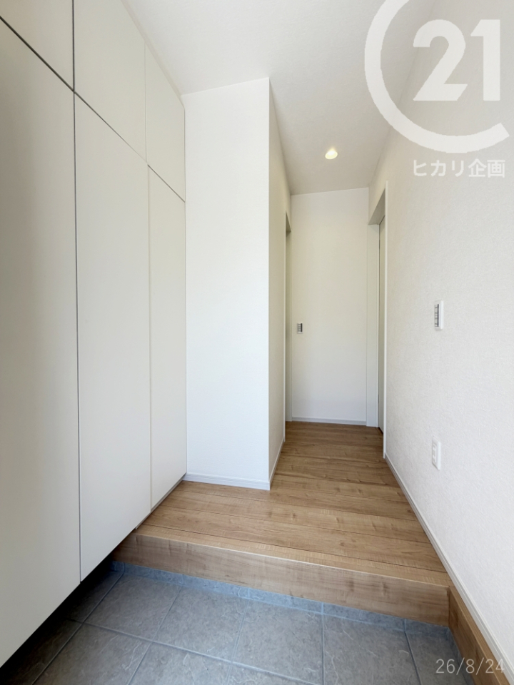  �C���͂R��^�C�v�Ŏ��[�͂�����܂�