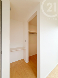  �m���i7.0���j�^�E�H�[�N�C���N���[�[�b�g�t���ŁA����������������L���g���܂��B