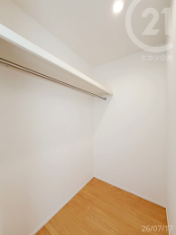  �E�H�[�N�C���N���[�[�b�g�^�ߗނ�G�ߗp�i���܂Ƃ߂Ď��[�ł���WIC�t���Ŏ��[�Ƌ�����点�܂��B