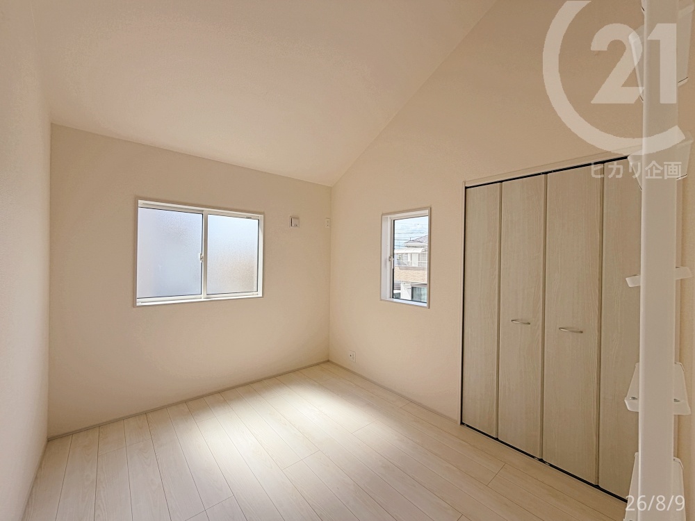  �m��5.25��